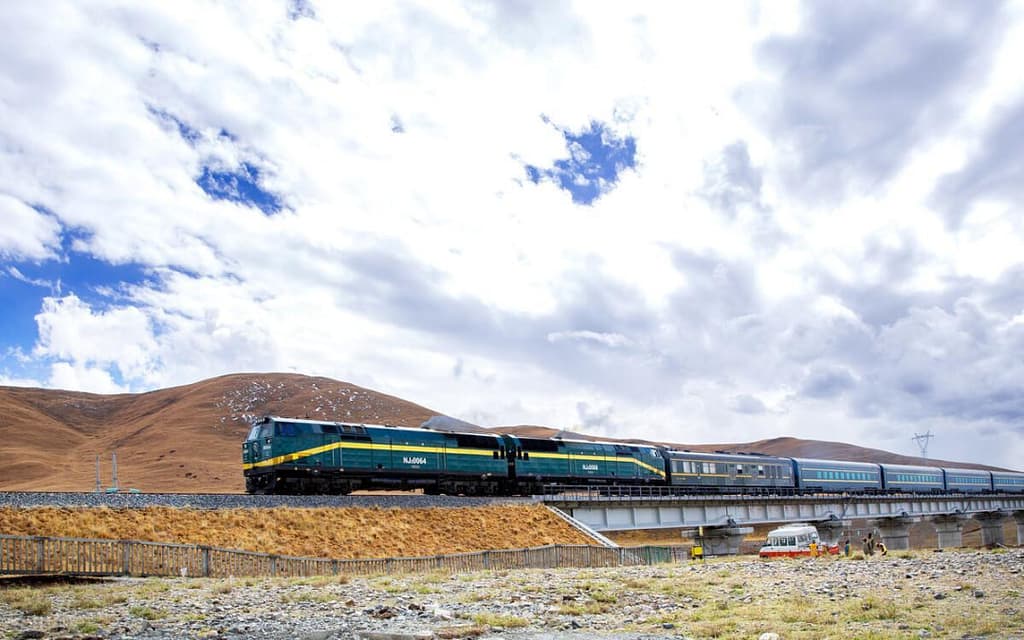 Tibet-Train | Tour Travel Tibet tibet train